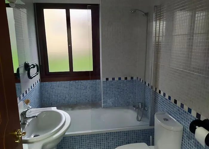 Con Jardin Y Piscina Temporada Verano Privados