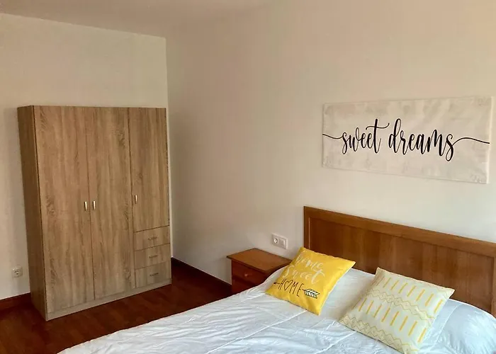 Con Jardin Y Piscina Temporada Verano Privados Διαμέρισμα